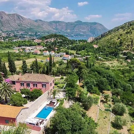 Charming Heritage On A Luxurious Near Dubrovnik Вилла