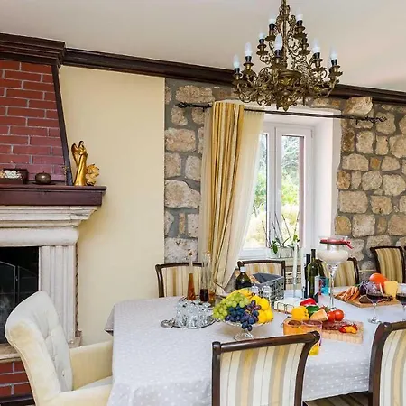 Вилла Charming Heritage On A Luxurious Near Dubrovnik